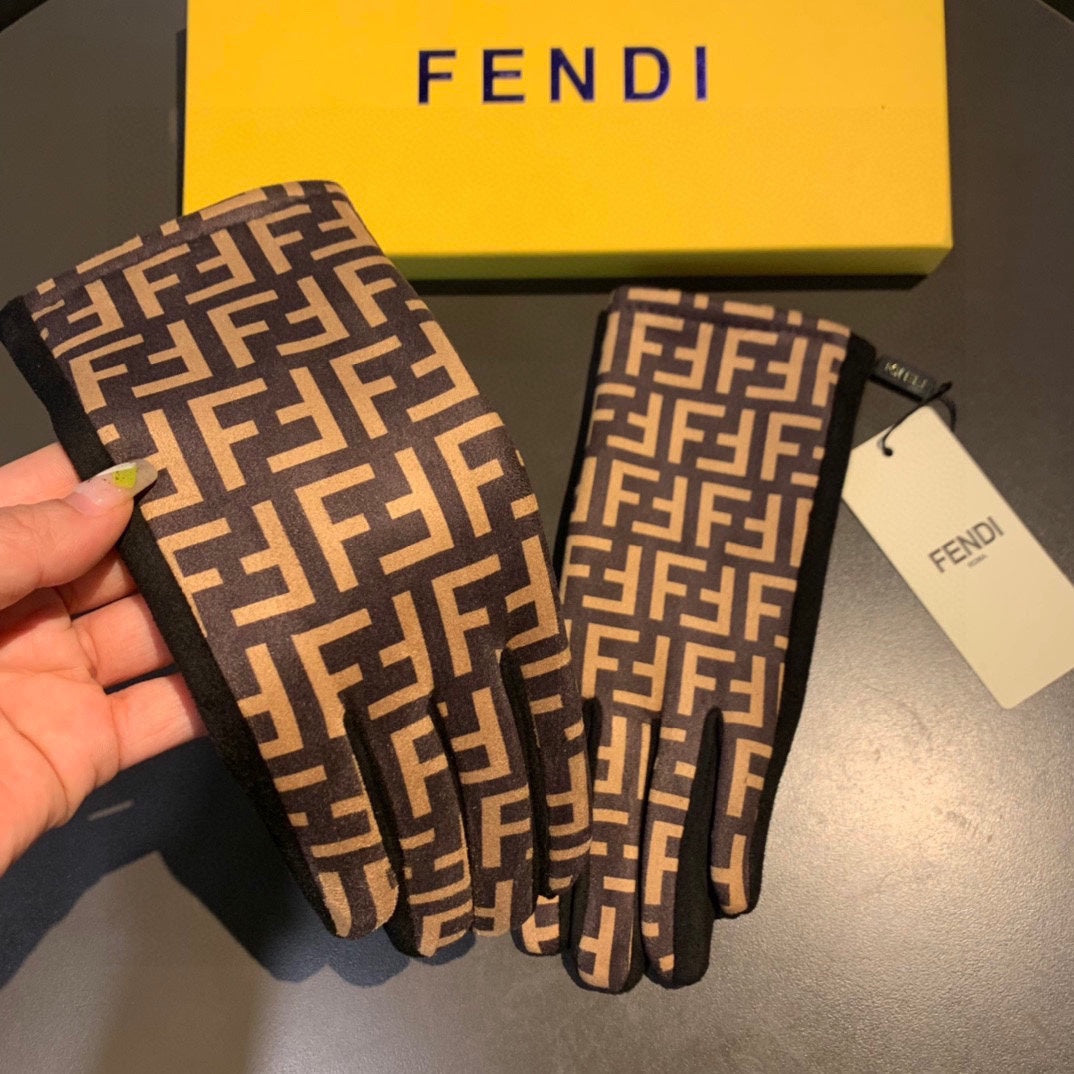 FENDI HAND GLOVES