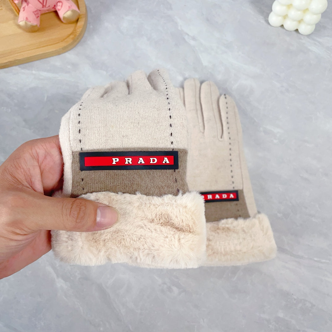PRADA MILANO WARM HAND GLOVES