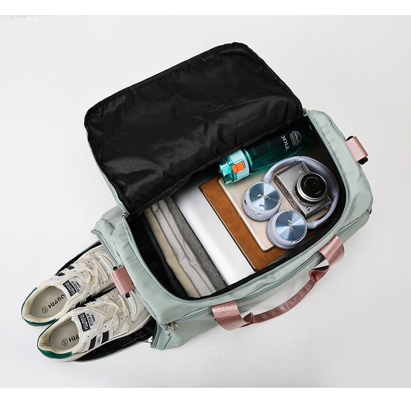 LULULEMON GYM & TRAVEL DUFFEL BAG