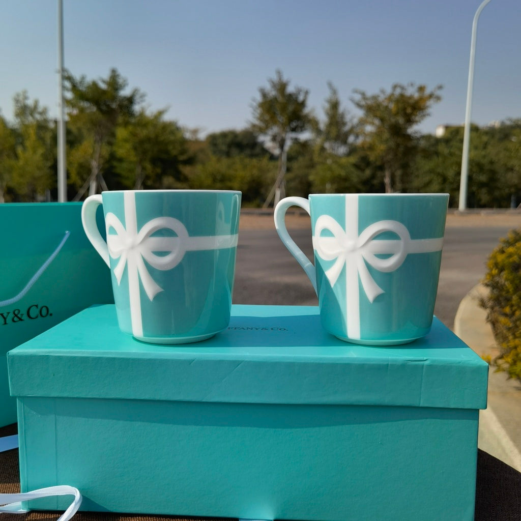 TIFFANY & CO MUG SET