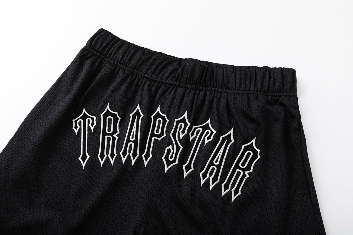 TRAPSTAR IT’S A SECRET BASKET BALL SHORTS.