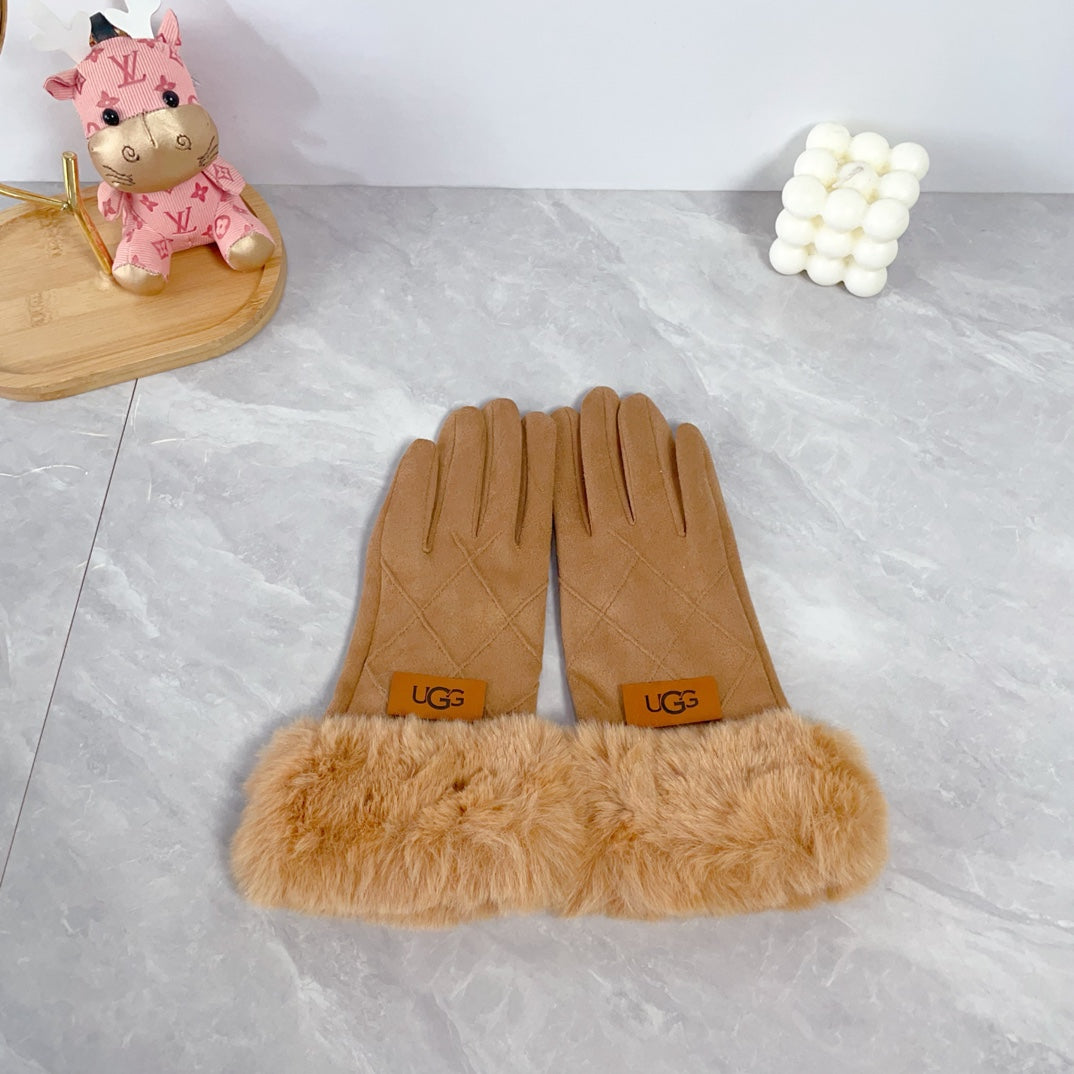 UGG HAND GLOVES