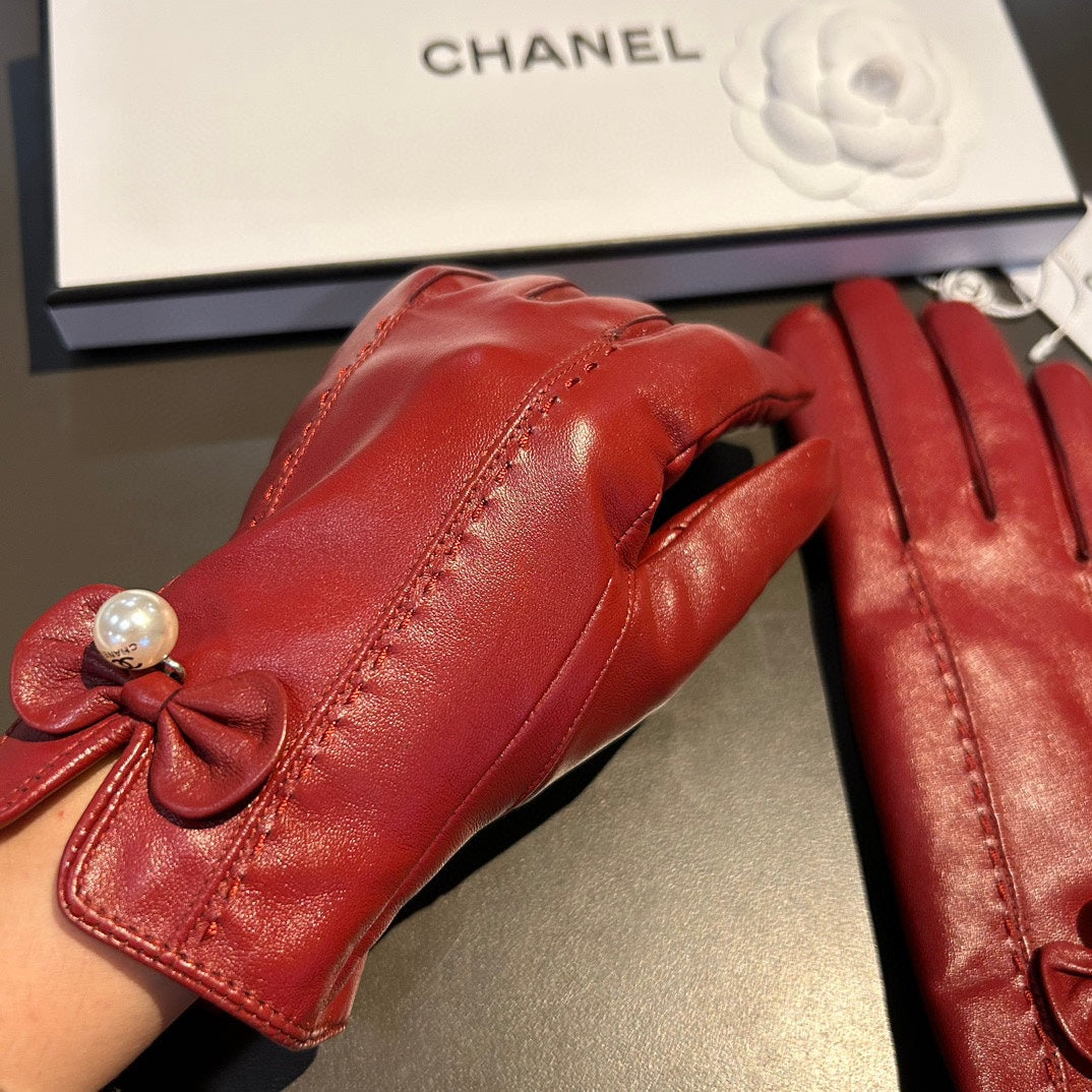 CHANEL BOW HAND GLOVES