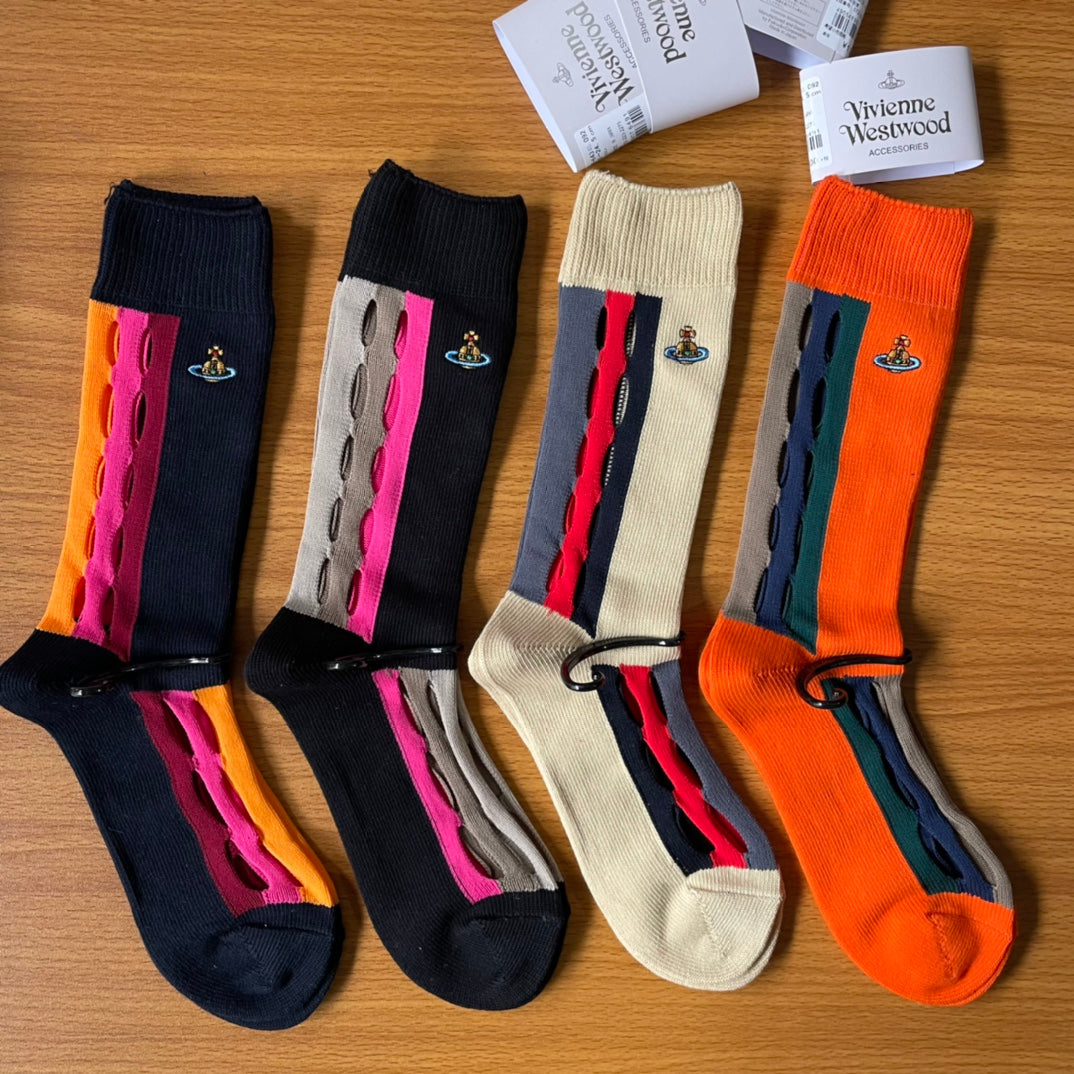 VIVIENNE WESTWOOD 4 PAIR SOCKS SET.