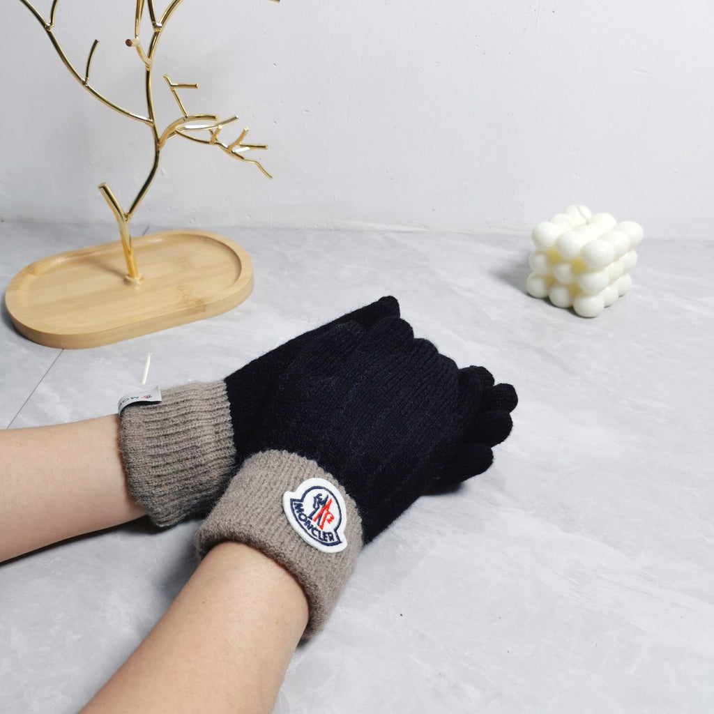 MONCLER HAND GLOVES