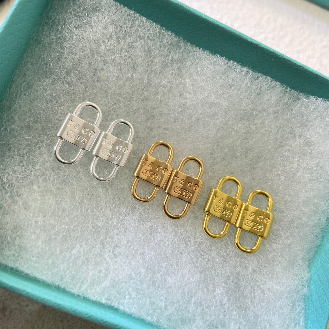 TIFFANY & CO EARINGS