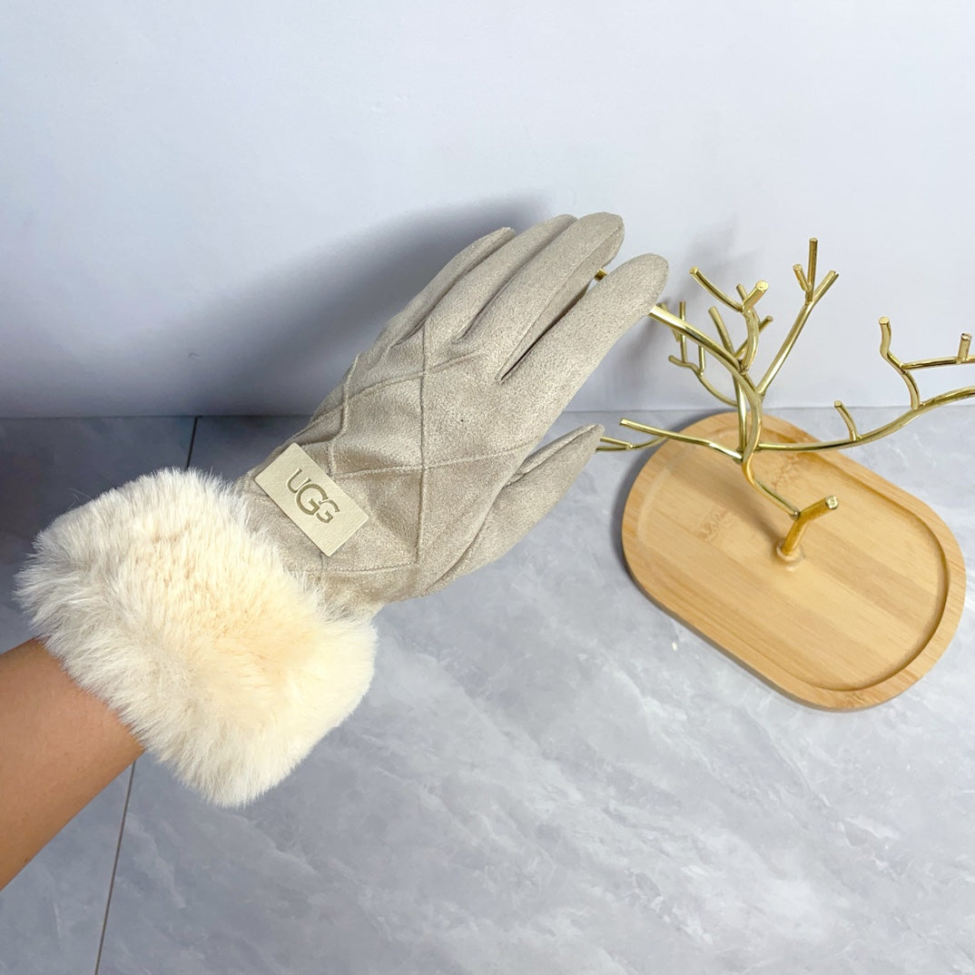 UGG HAND GLOVES