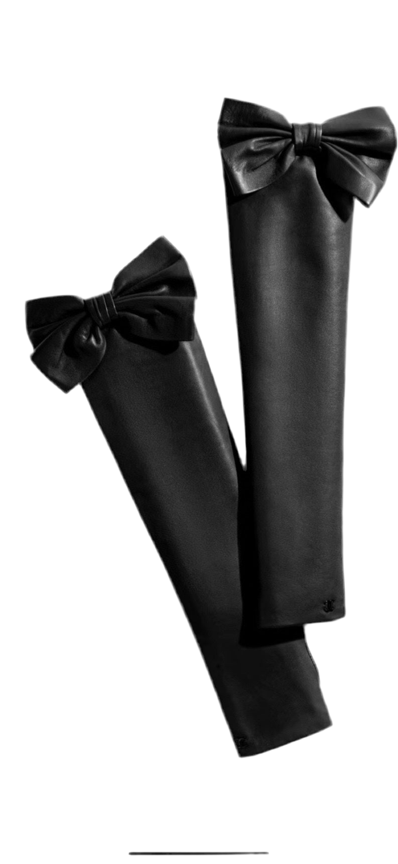 CHANEL LEATHER HAND GLOVES
