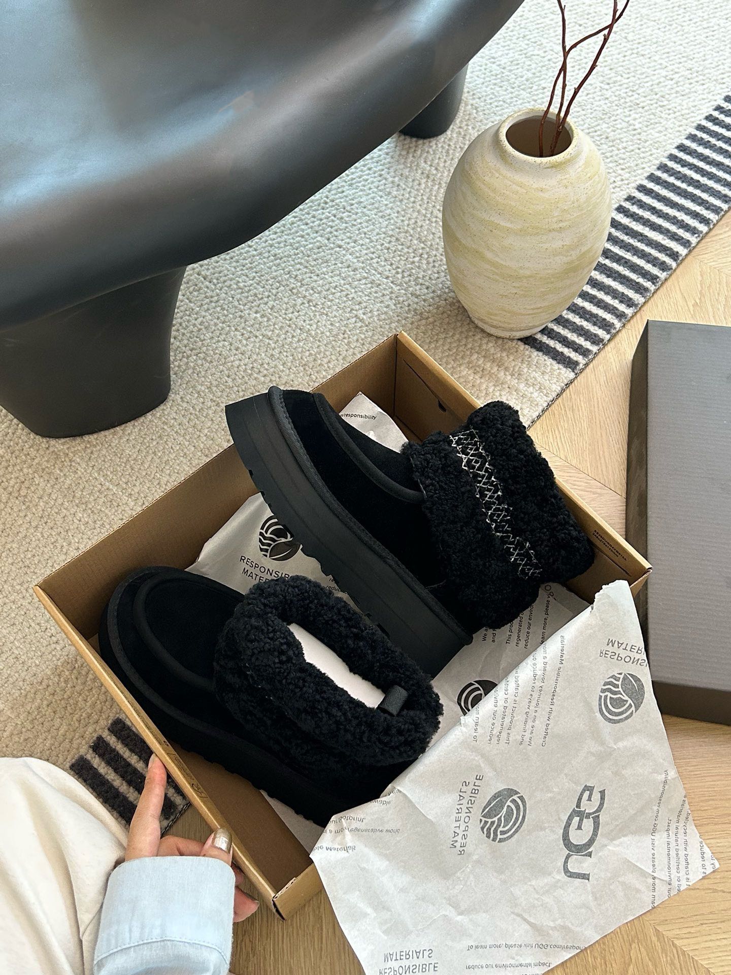 UGG SOFT BRAID MINI BOOTS