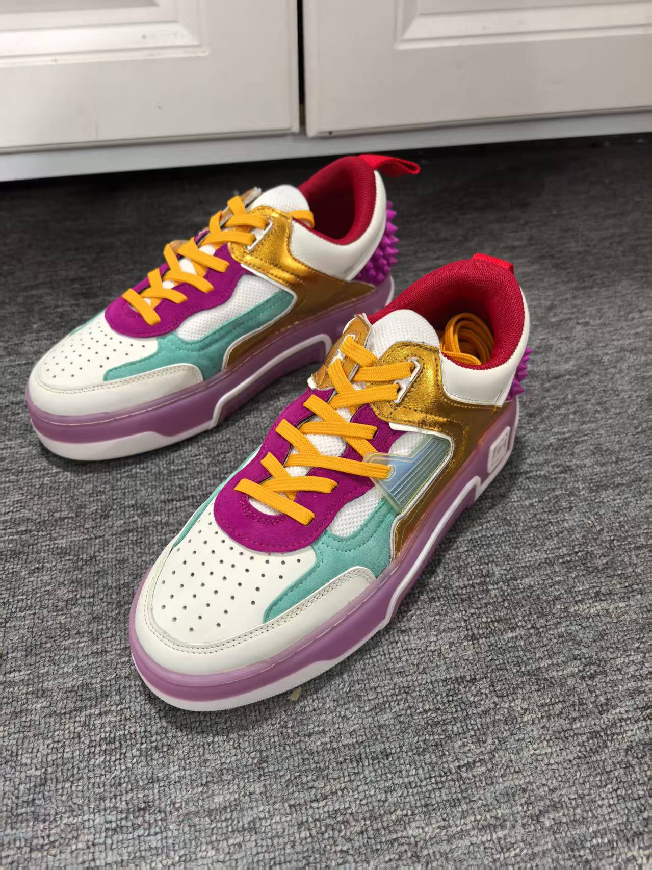 CHRISTIAN LOUBOUTIN ASTROLOUBI WOMAN