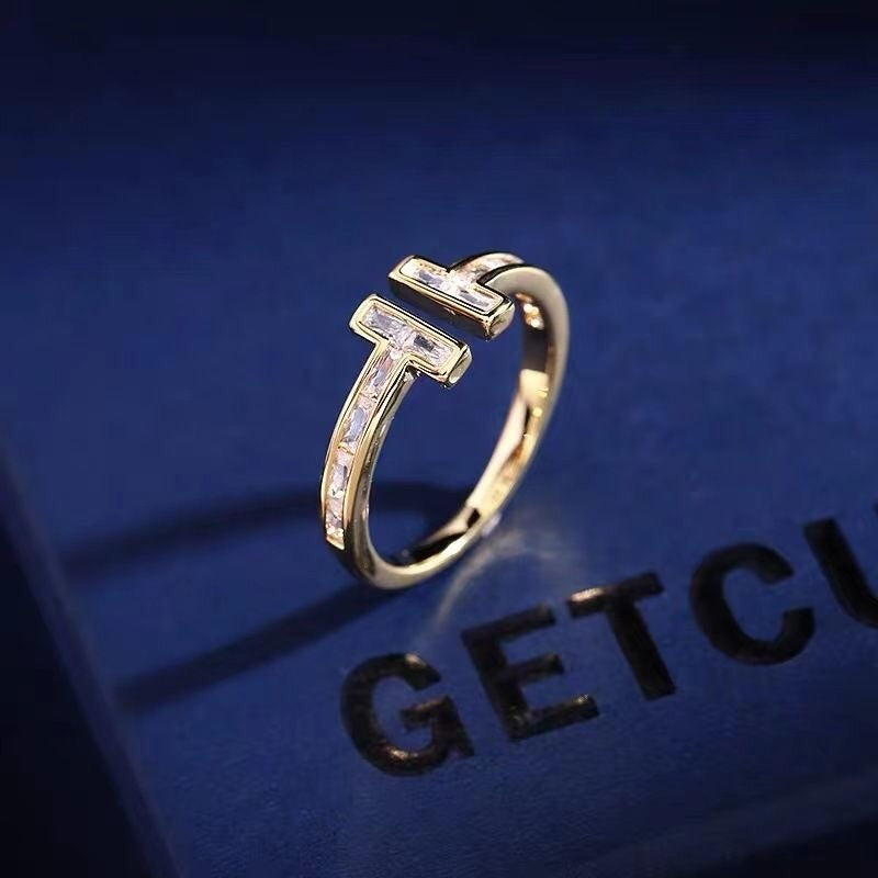 TIFFANY T RING