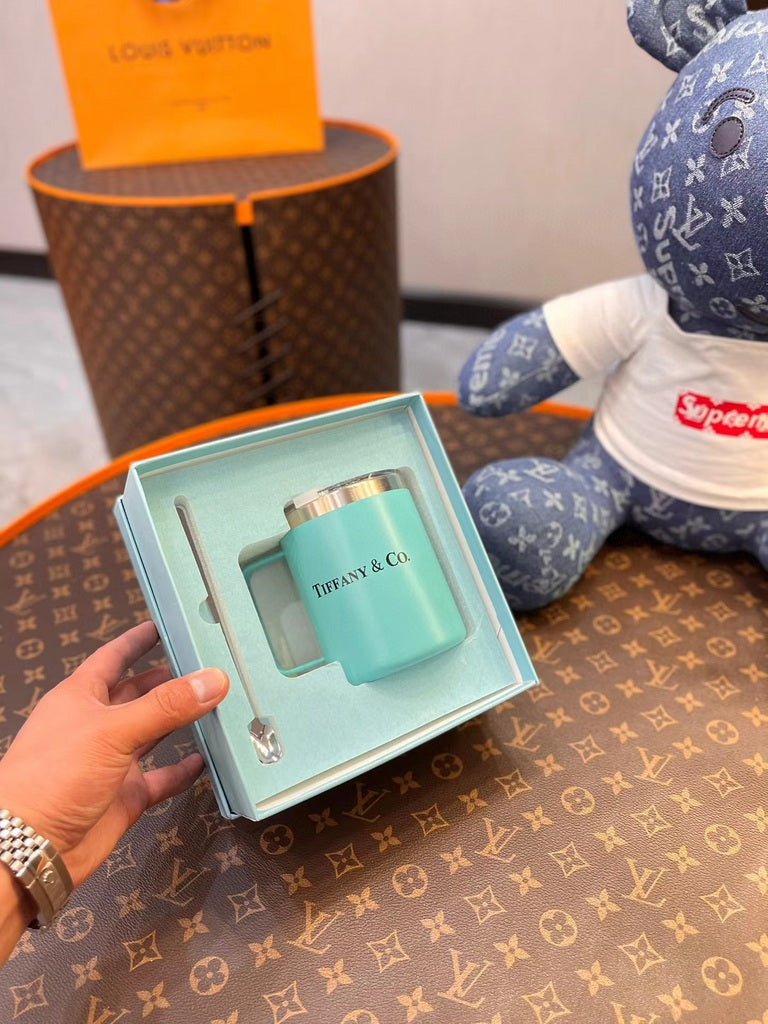 TIFFANY & CO MUG SET