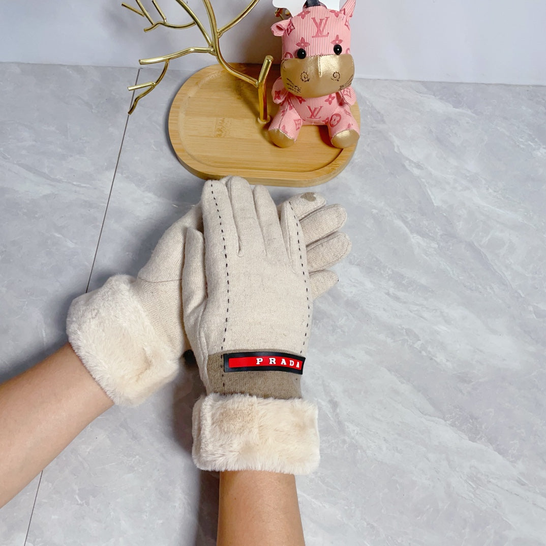 PRADA MILANO WARM HAND GLOVES