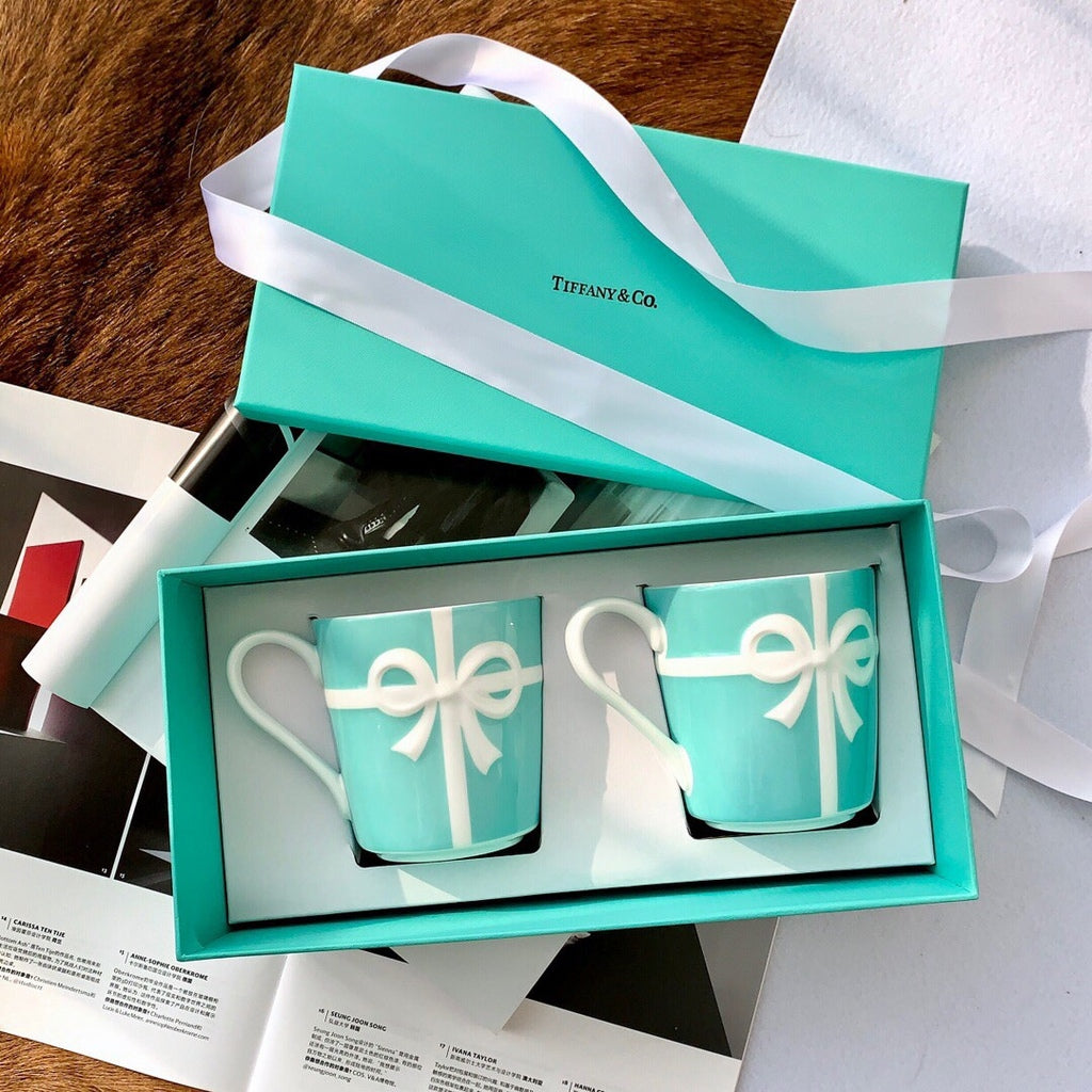 TIFFANY & CO MUG SET