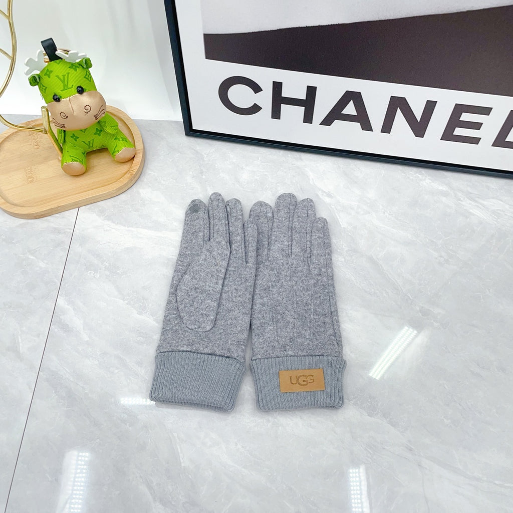 UGG HAND GLOVES