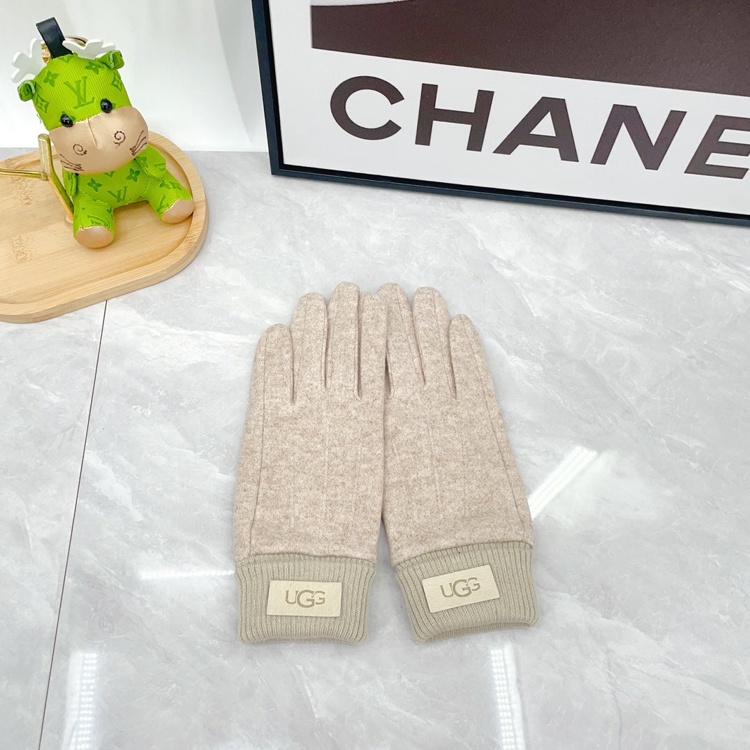 UGG HAND GLOVES