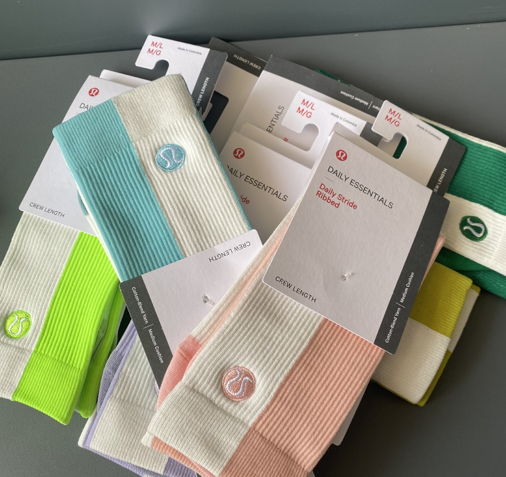 LULULEMON DAILY STRIDE RIBBED SOCKS