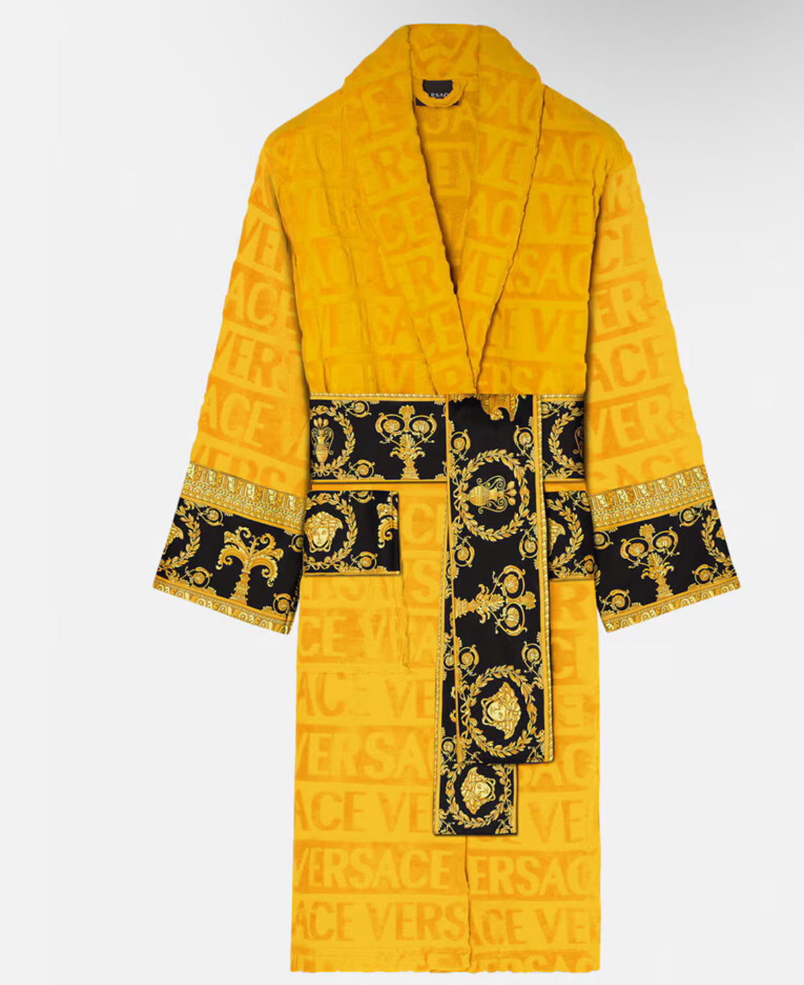 I 🤍 BAROQUE BATHROBES: VERSACE