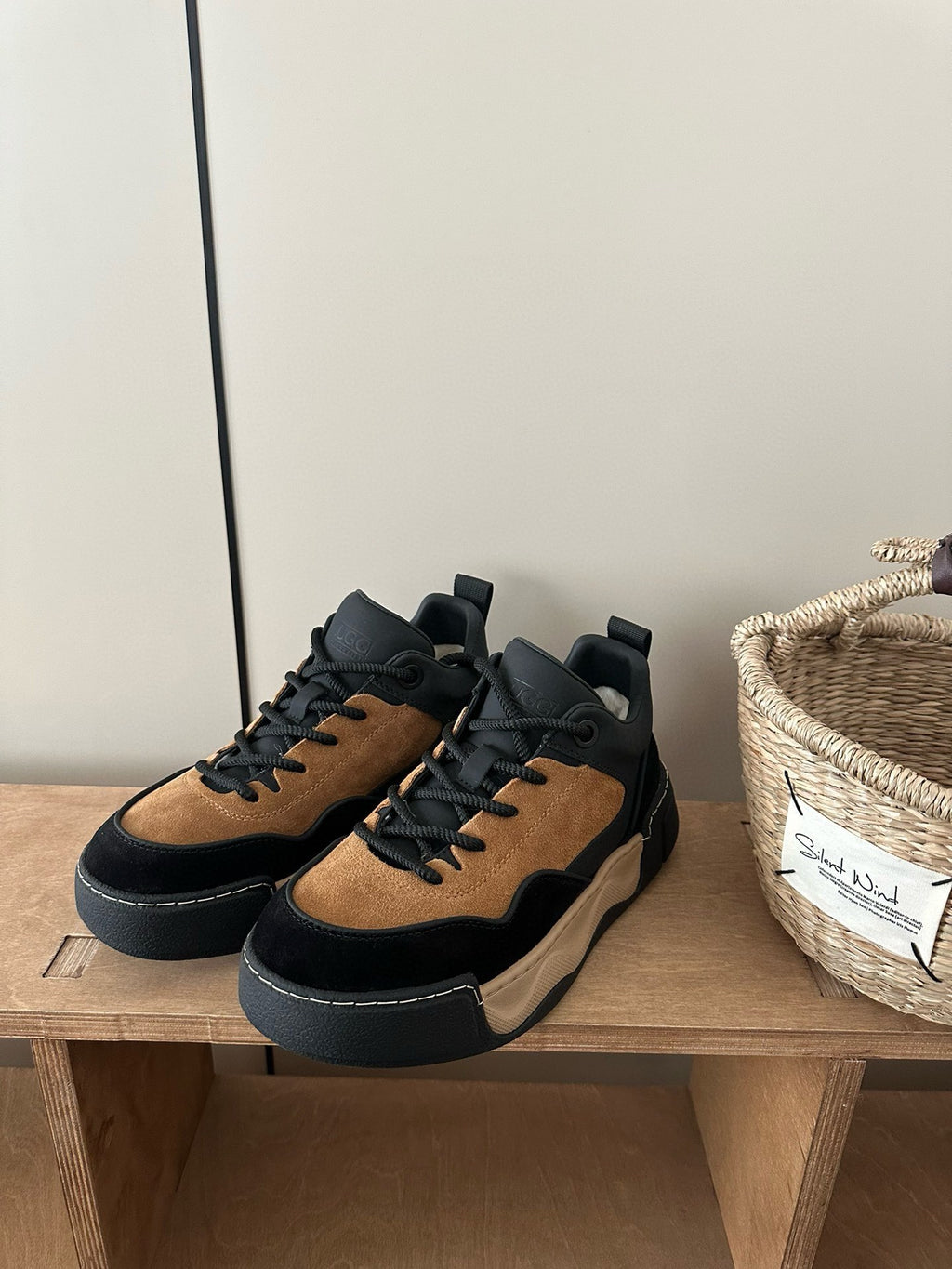 UGG RAPTOR 2000