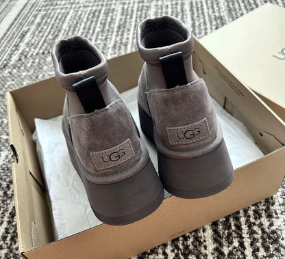 UGGS WOMEN CLASSIC MINI DIPPER