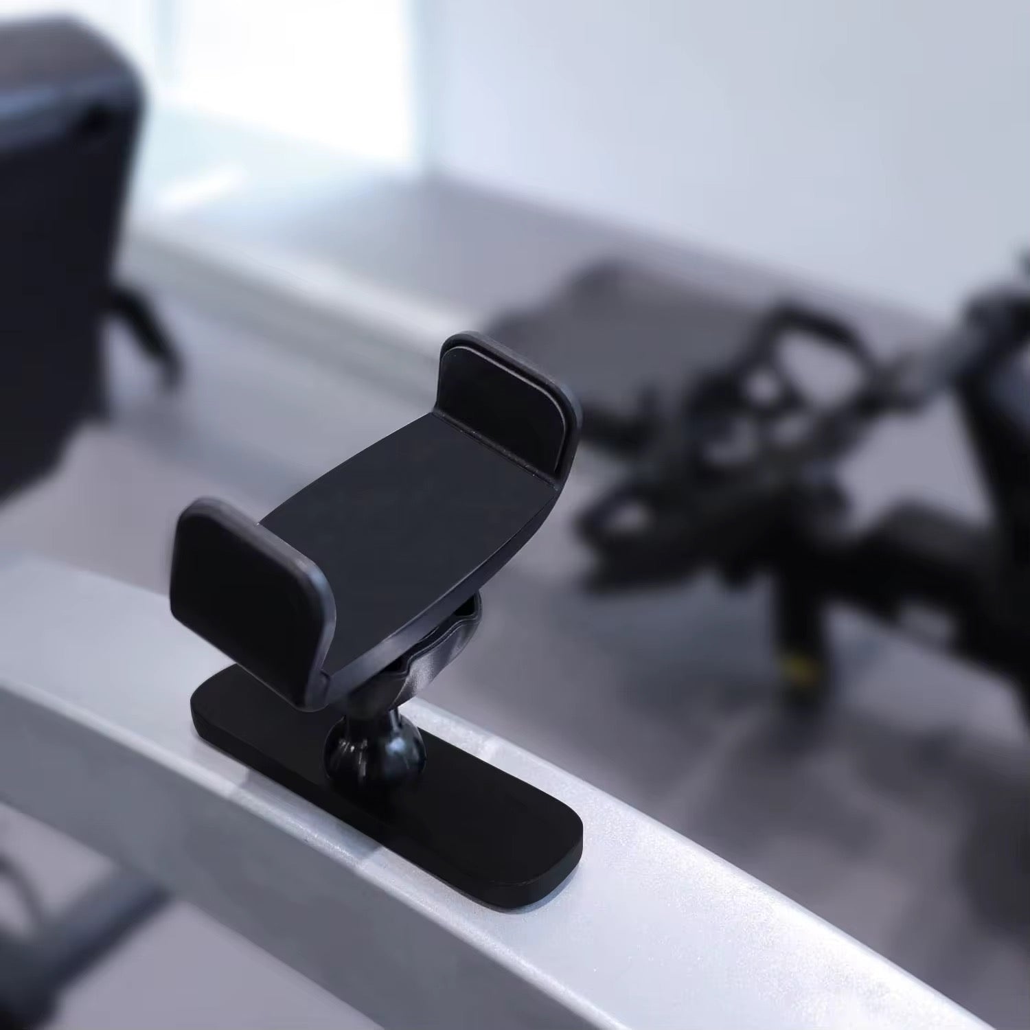 MAGNETIC PHONE HOLDER FOR GYM 360 ADJUSTABLE STRONG MAGNETIC PHONE MOUNT