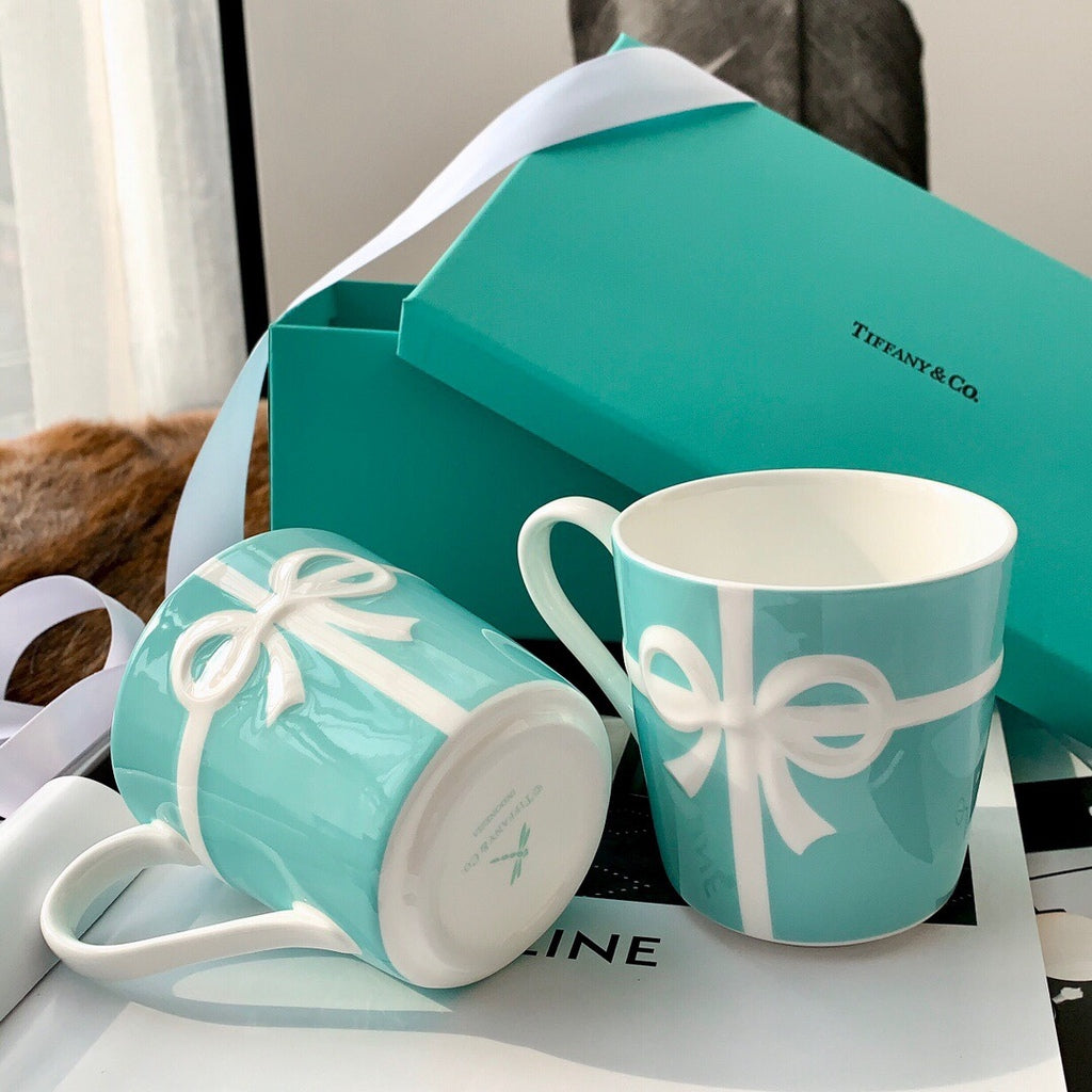 TIFFANY & CO MUG SET