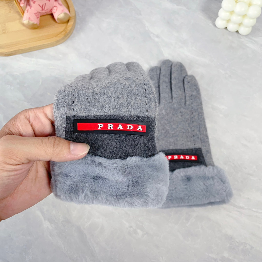 PRADA MILANO WARM HAND GLOVES