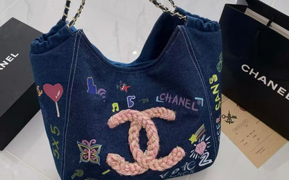 CHANEL TOTE BAG