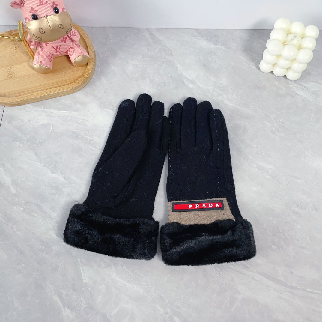 PRADA MILANO WARM HAND GLOVES