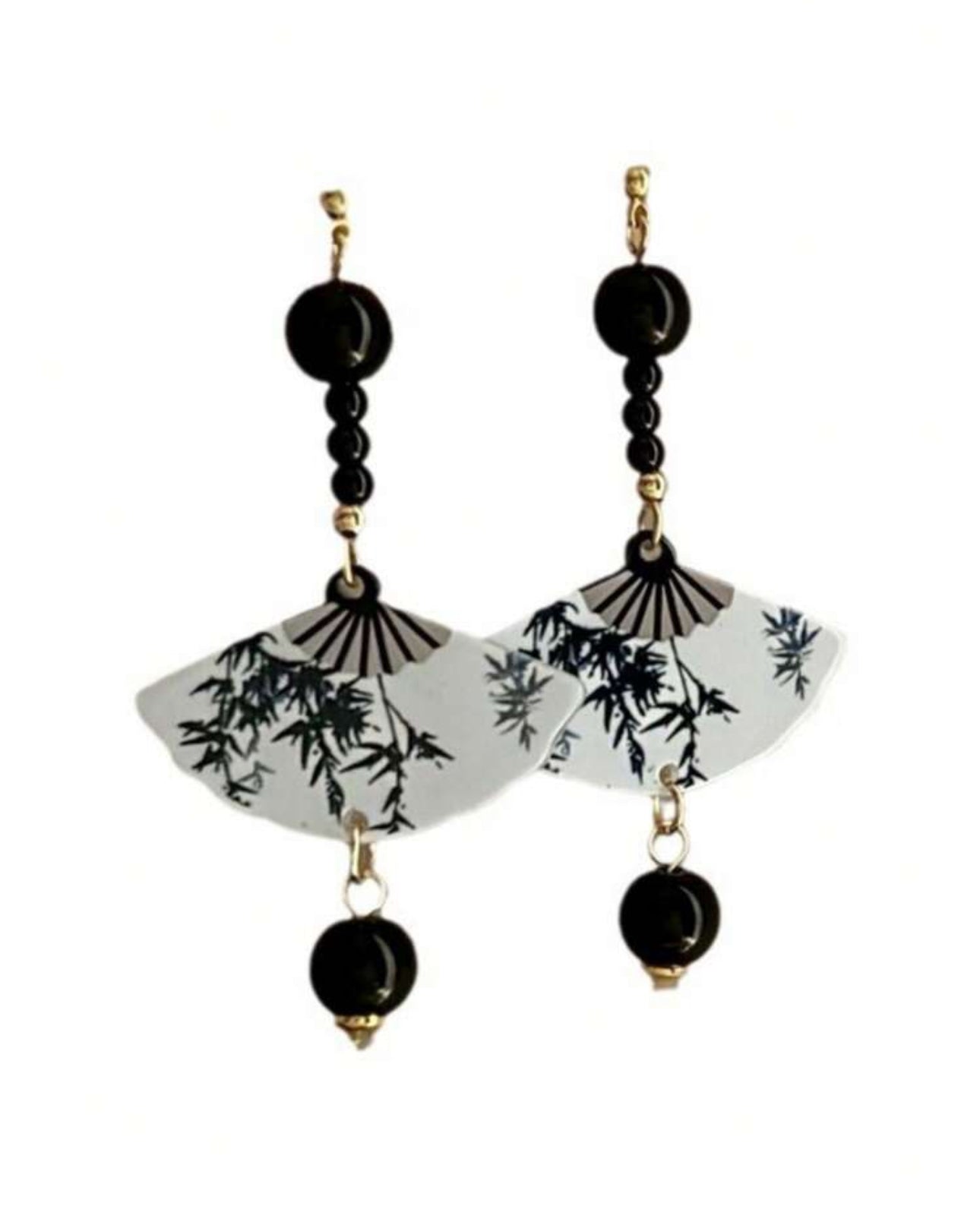 CHINESE Y2K RETRO EAR RINGS SET
