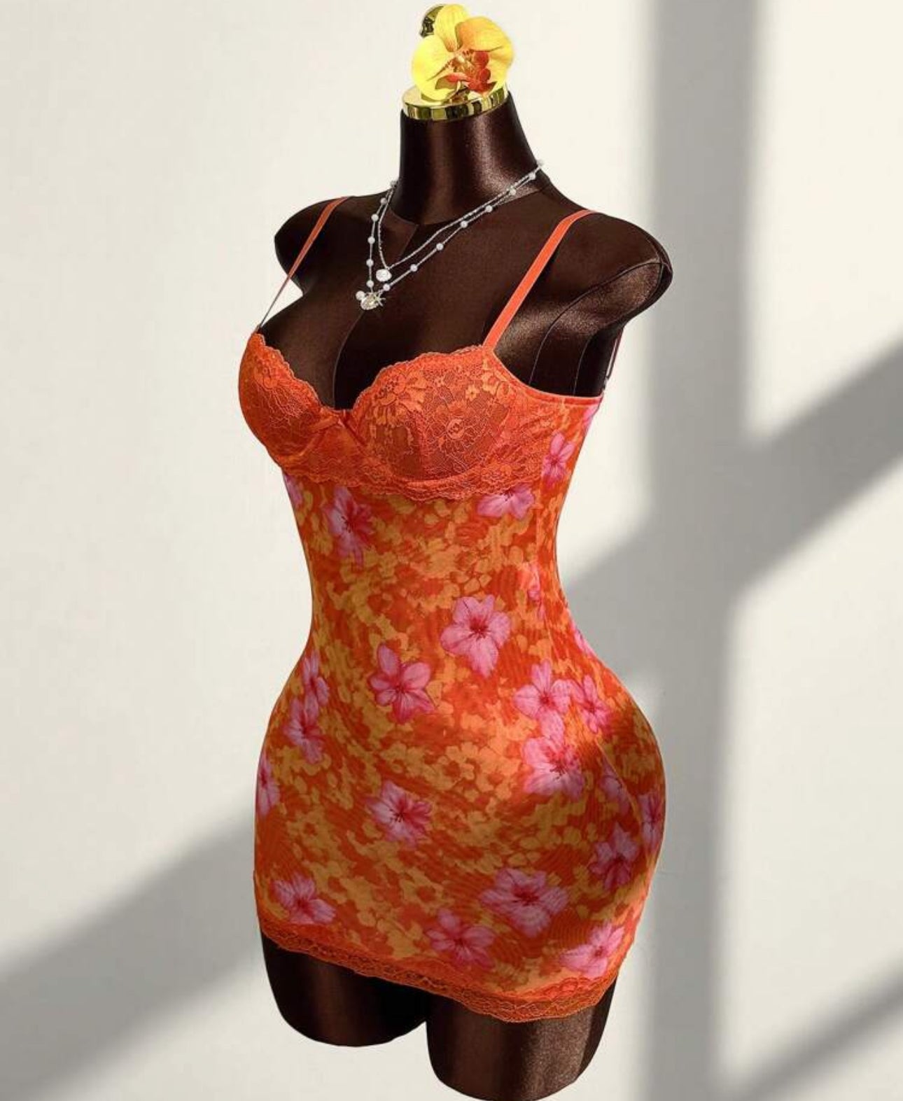 AMPLOVA WINE BODY CON MINI DRESS