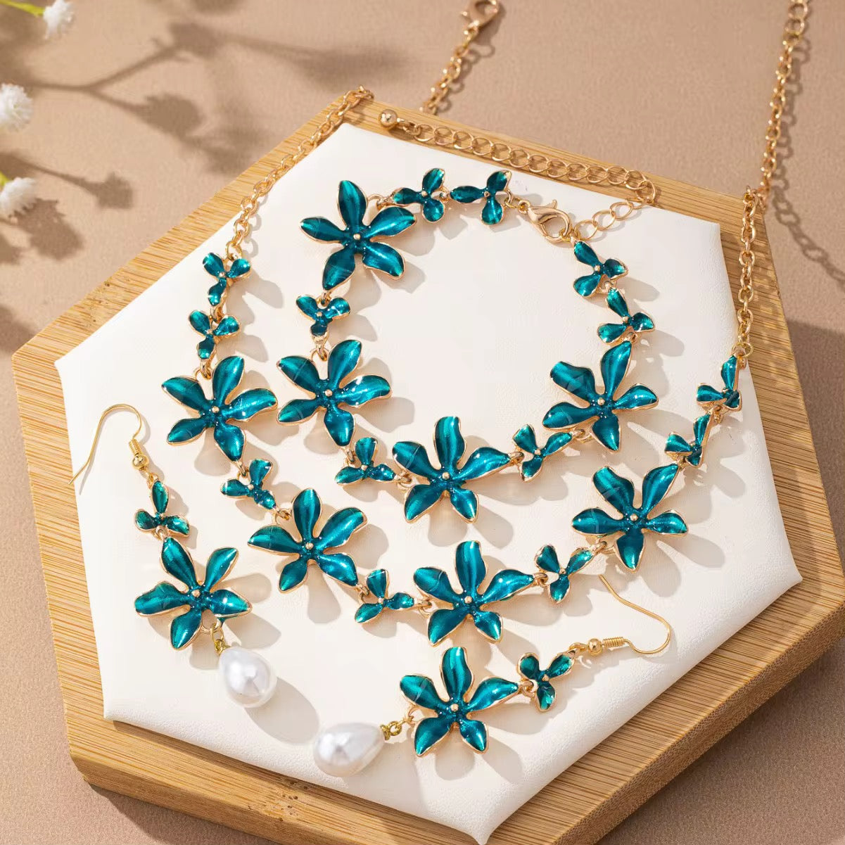 HAWI HAWAAIAN JEWELLERY SET