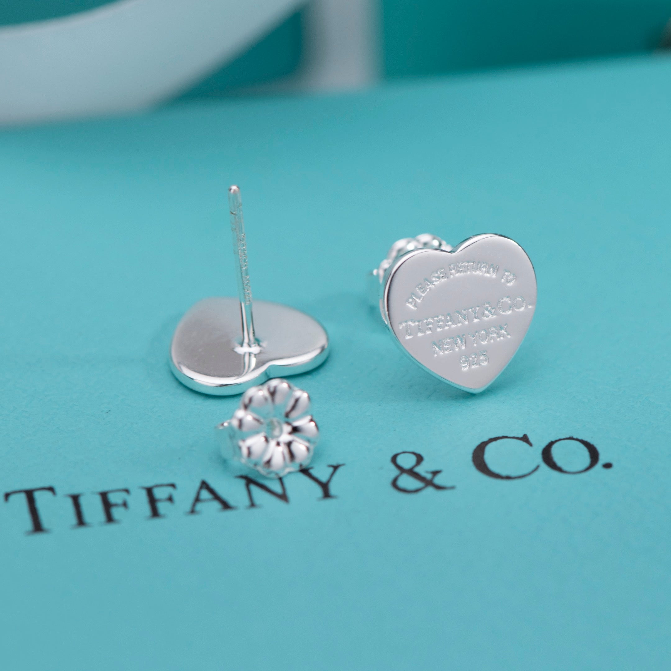 RETURN TO TIFFANT SILVER EAR RINGS