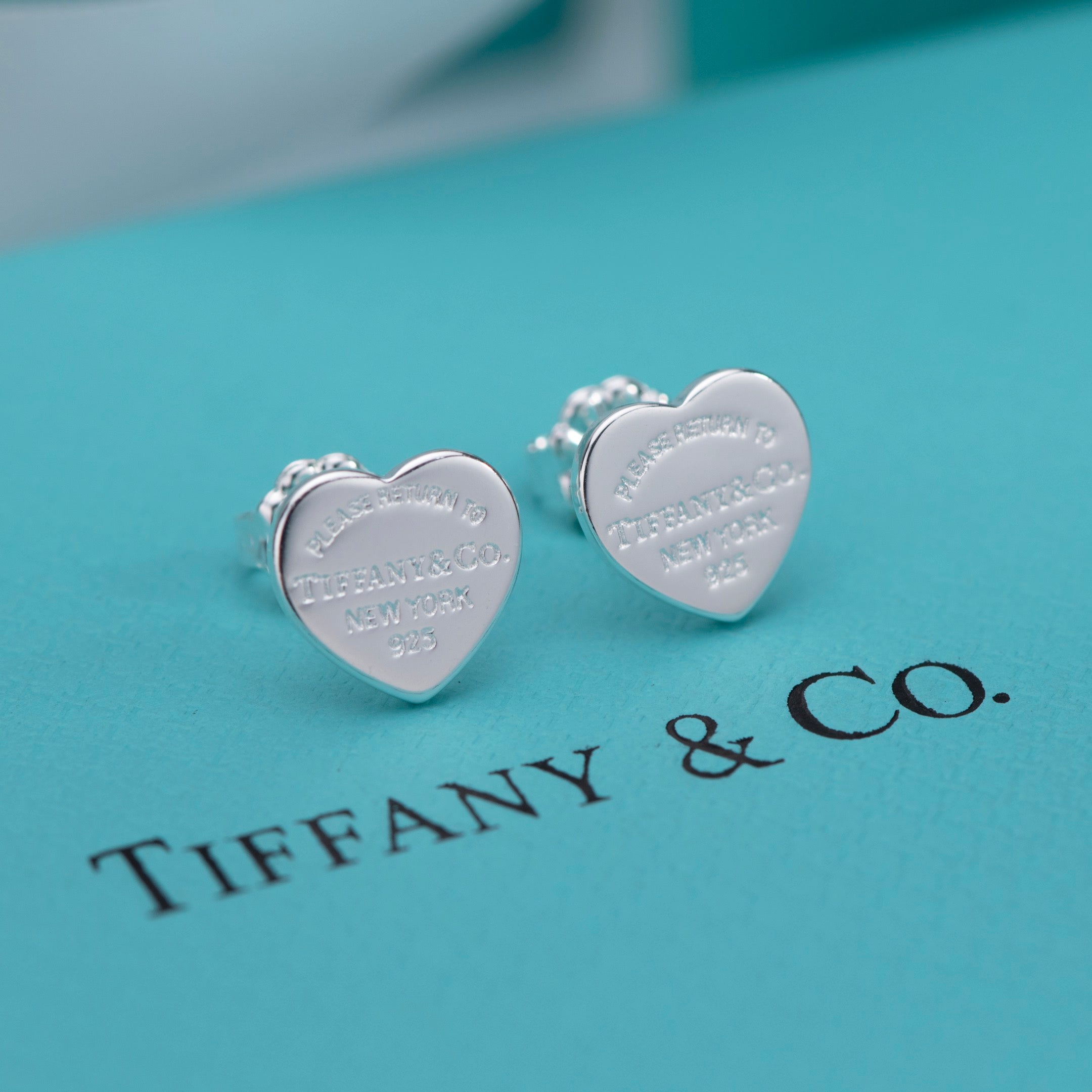 RETURN TO TIFFANT SILVER EAR RINGS