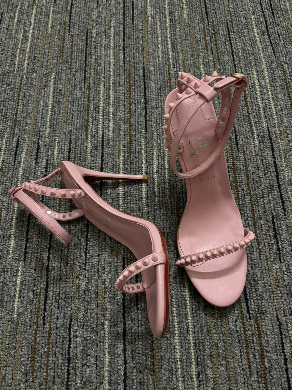 CHRISTIAN LOUBOUTIN SO ME PATENT HEELS